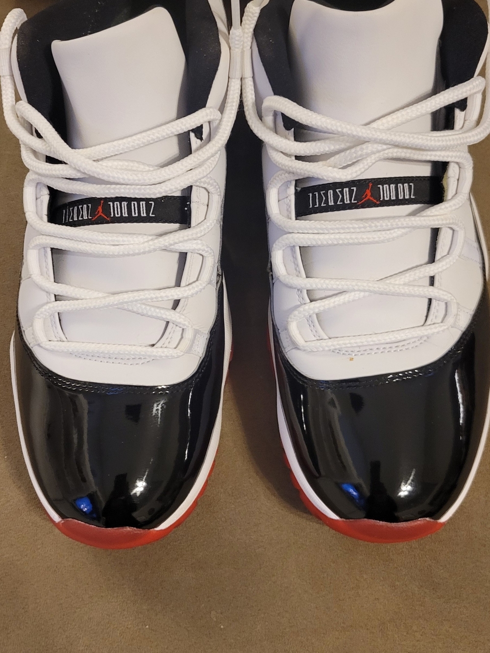 Men's Air Jordan 11 Retro Low - White/Black/Red